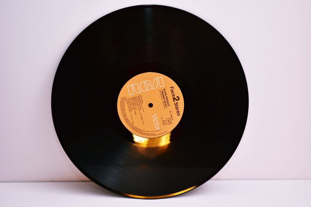 yellow and black vinyl disc record