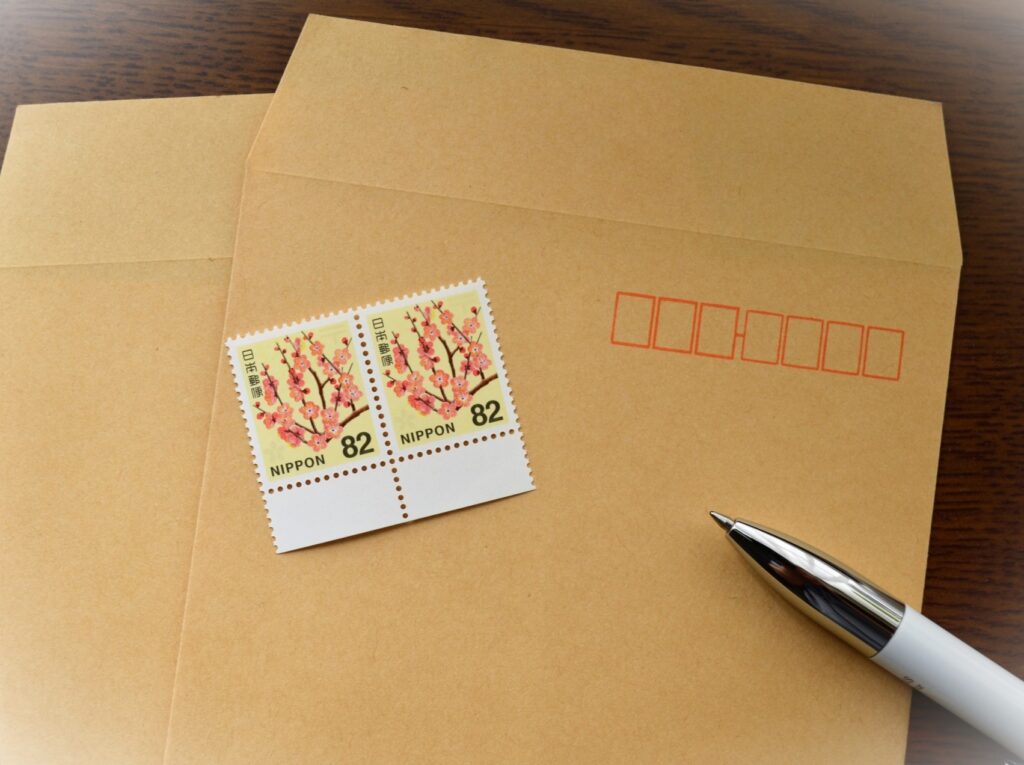切手貼り作業